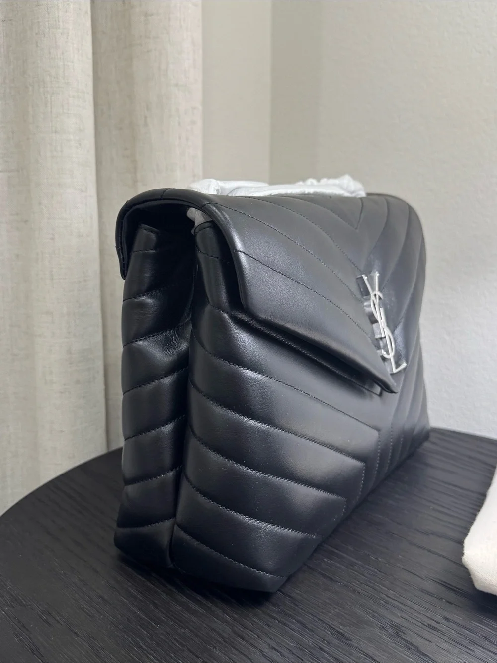Saint Laurent YSL Loulou Medium Shoulder Bag Quilted Leather Black - Picture 2 of 9